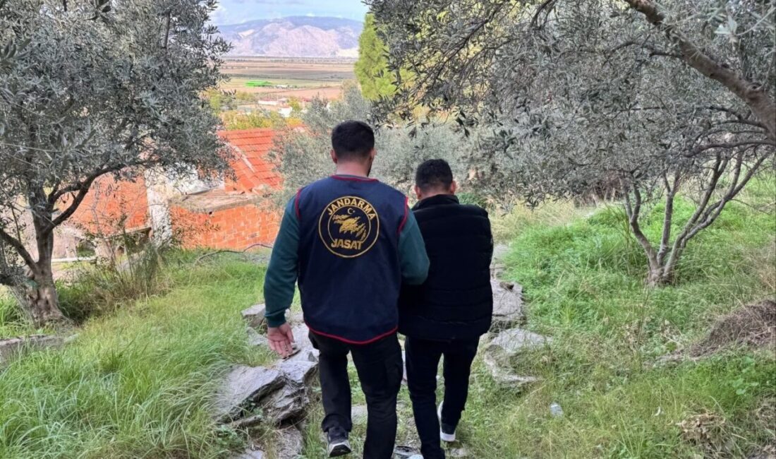 Aydın'ın Söke ilçesinde, "Kasten Öldürmeye Teşebbüs" ve "Yağma" suçlarından aranan