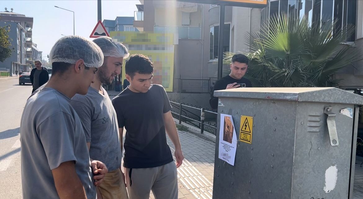 Bursa'da bir kişi, tartıştığı E.M.'yi hedef alarak, "Küçük yaştaki kişilerle