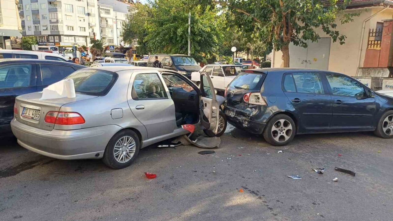 Aydın'ın Efeler ilçesinde, Ş.Y. yönetimindeki Fiat otomobil, yokuş aşağı inerken