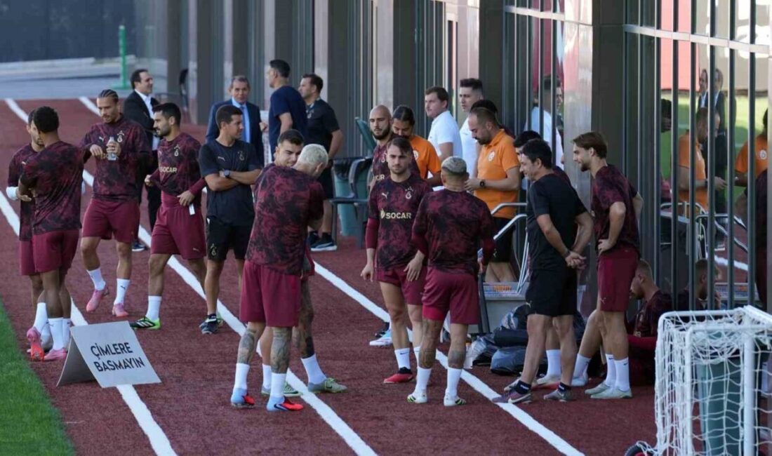 Galatasaray’dan Sakatlık Durumları Hakkında Açıklama: İlkay Gündoğan Takımla Çalışmaya Başladı Galatasaray, İlkay Gündoğan'ın takıma katıldığını ve Yunus Akgün'ün düz koşulara