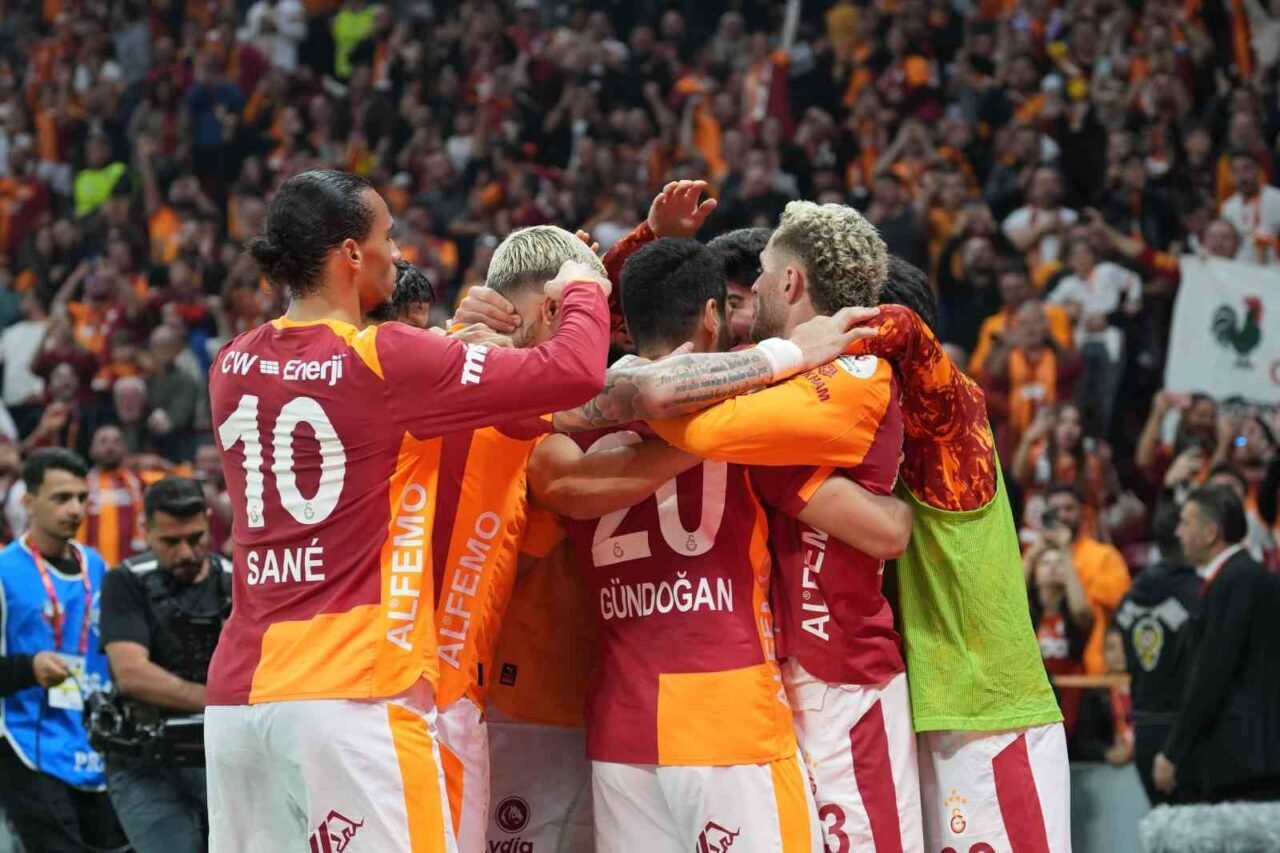 Galatasaray, UEFA Şampiyonlar Ligi'ndeki 5. hafta maçında yarın saat 20.45'te