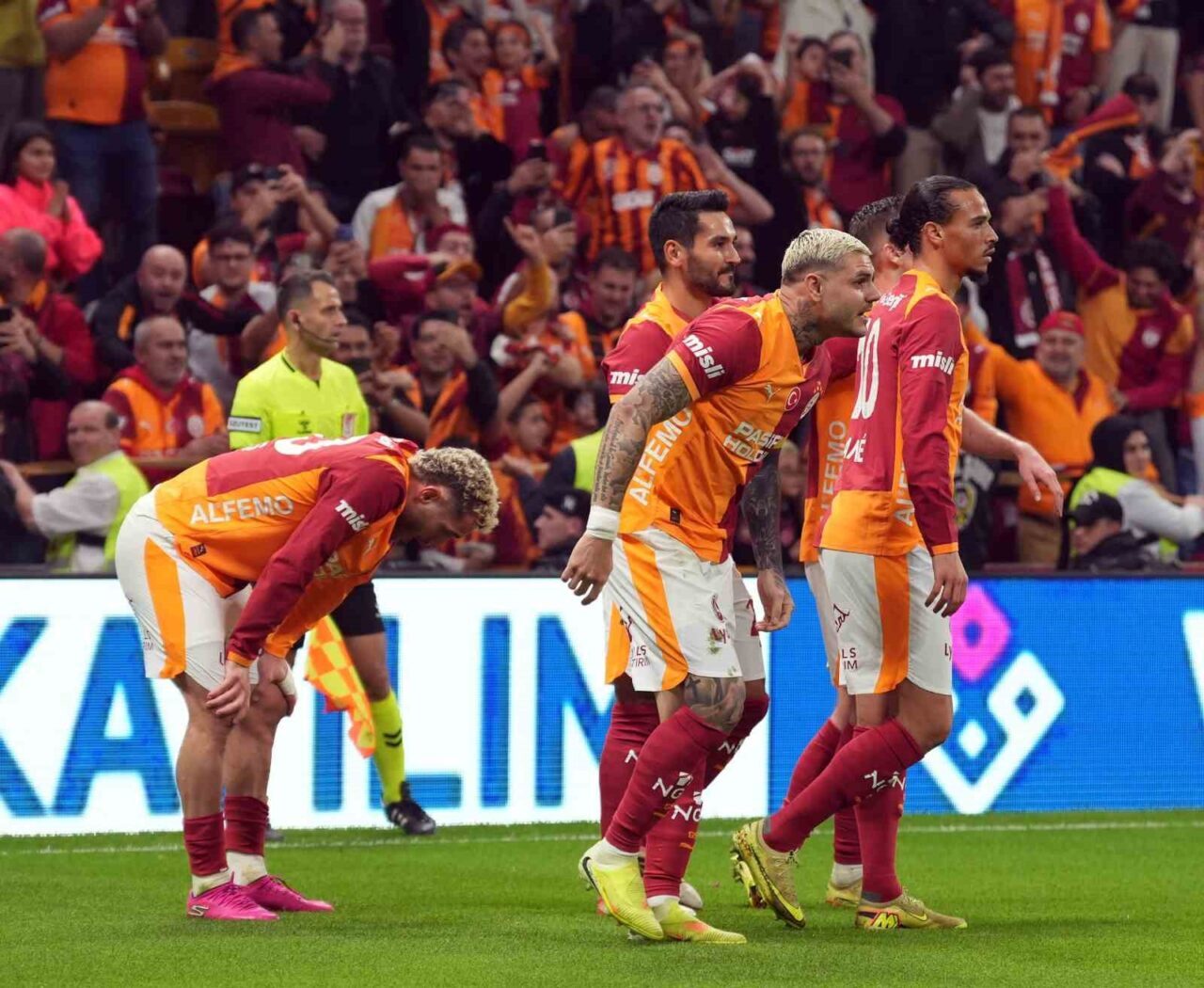 Galatasaray, Trendyol Süper Lig’in 13. haftasında Gençlerbirliği'ni 3-2 mağlup ederek