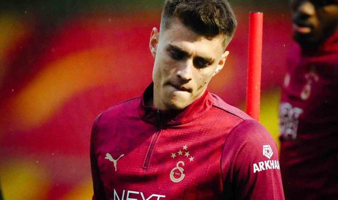 Galatasaray, Fenerbahçe ile oynayacağı derbi maçı öncesi antrenmanını tamamladı. Galatasaray, Trendyol Süper Lig’in 14. haftasında Fenerbahçe ile oynayacağı derbi