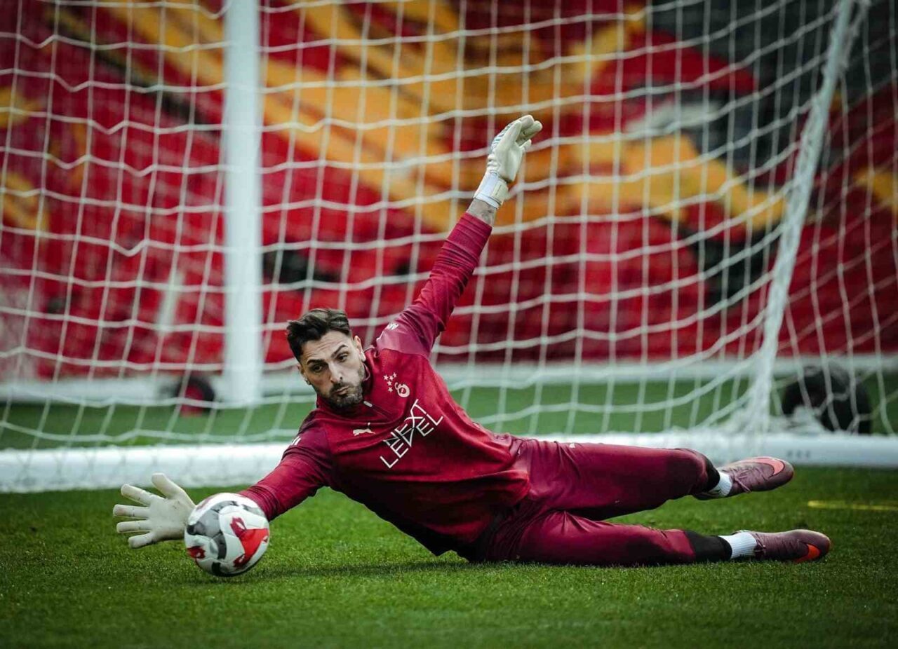 Galatasaray, Trendyol Süper Lig'in 13. haftası için Gençlerbirliği maçına hazırlıklarını