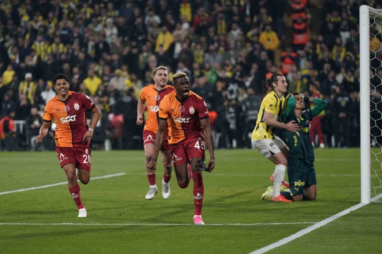 Galatasaray, Fenerbahçe ile Kadıköy'deki son 7 derbide 5 galibiyet elde