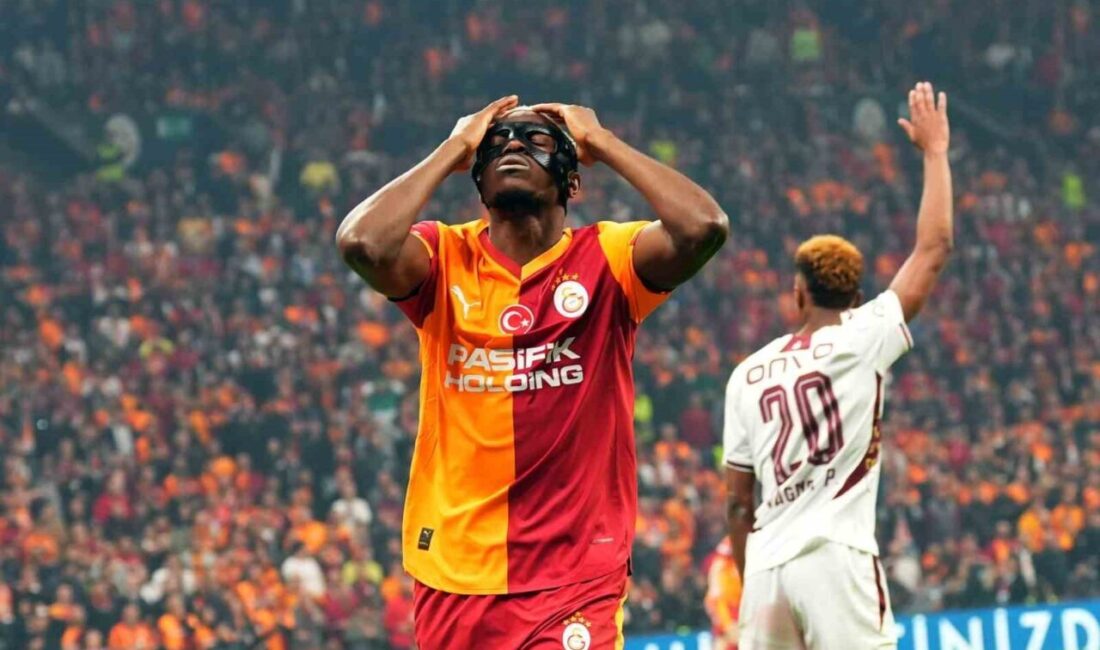 Galatasaray, Victor Osimhen’in MR sonucunda sol arka adalesinde orta dereceli zorlanma ve kanama tespit edildiğini duyurdu. Galatasaray, Victor Osimhen'in geçen gün Nijerya'nın Demokratik Kongo ile oynadığı