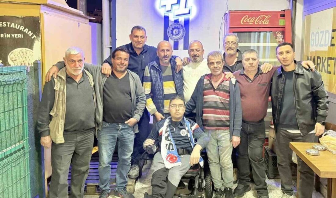 Aydın'daki Sanayispor, 19 yaşındaki doğuştan engelli Emre Barlay’ın hayalini gerçekleştirerek