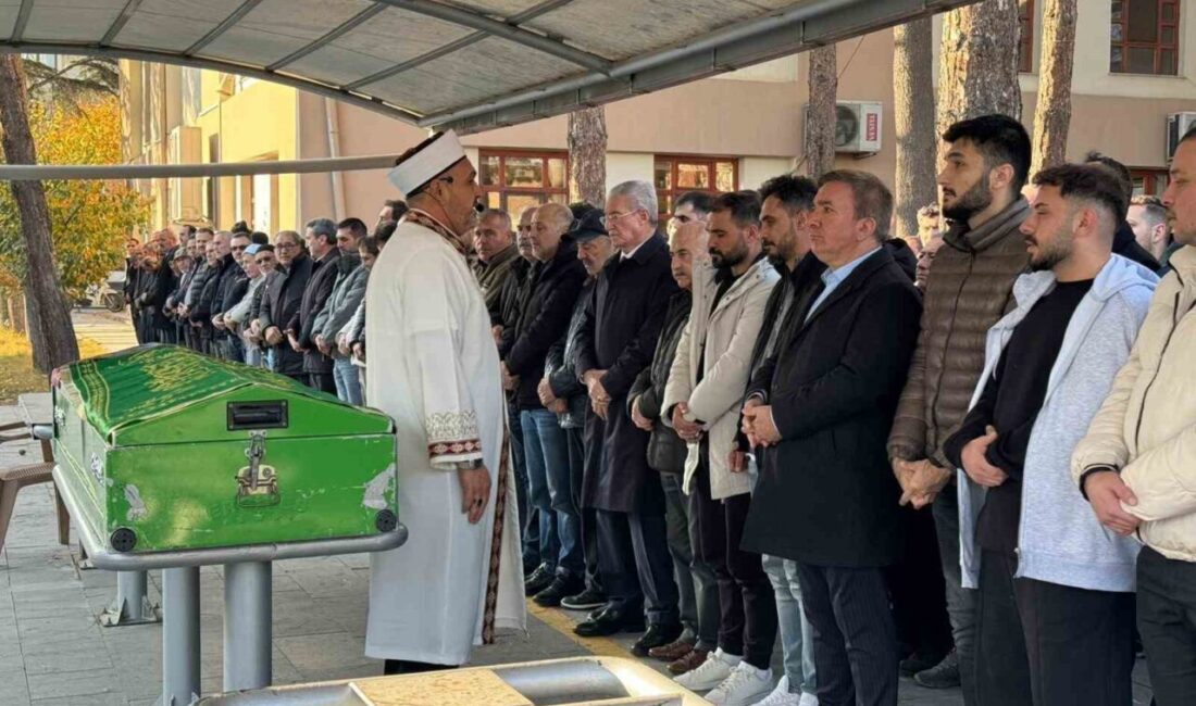 Erzincan Güncel Gazetesi’nin Yazı İşleri Müdürü Fatih Çetinkaya’nın eşi Esra Çetinkaya yaşamını yitirdi Erzincan Güncel Gazetesi Sorumlu Yazı İşleri Müdürü Fatih Çetinkaya’nın eşi