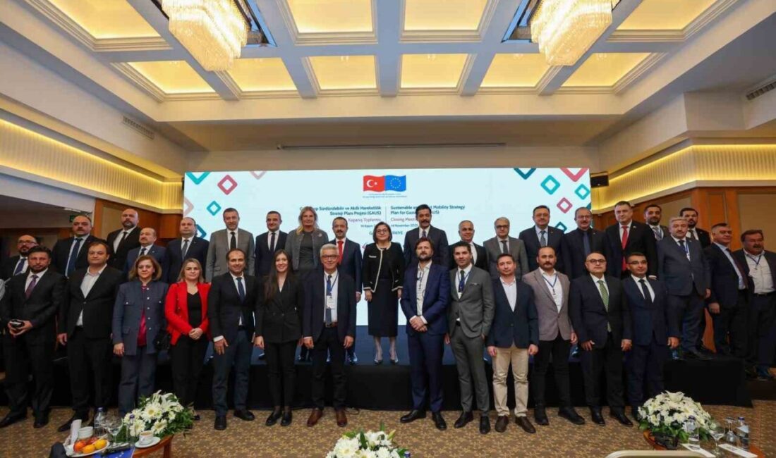 Gaziantep’te GAUS Projesi’nin Kapanış Toplantısı Gerçekleşti Gaziantep Büyükşehir Belediyesi, GAUS Projesi'nin kapanış toplantısını gerçekleştirdi. Başkan Fatma