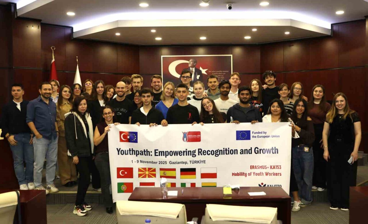 Erasmus+ Projesi Kapsamında Türk ve Yabancı Öğrenciler Gaziantep’te Buluştu