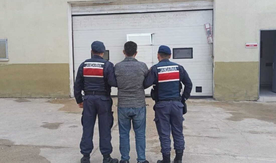 Gaziantep'te jandarma, 16 yıl hapis cezası bulunan Y.K.'yı saklandığı adreste