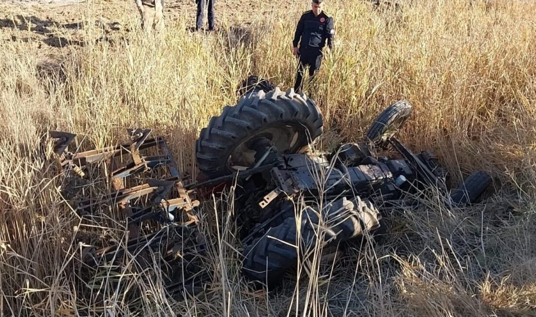 Gaziantep’in Nurdağı ilçesinde 61 yaşındaki çiftçi Haydar Aksoy, tarlasını sürerken