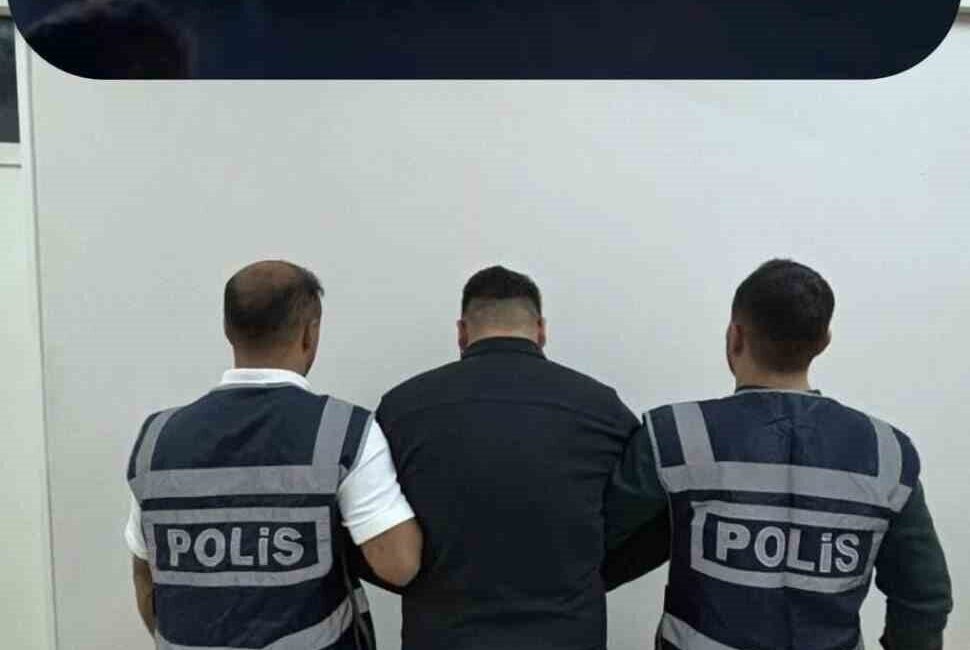 Gaziantep'te polis, aranan iki şüpheliyi yakaladı. Şehitkamil İlçe Emniyet Müdürlüğü