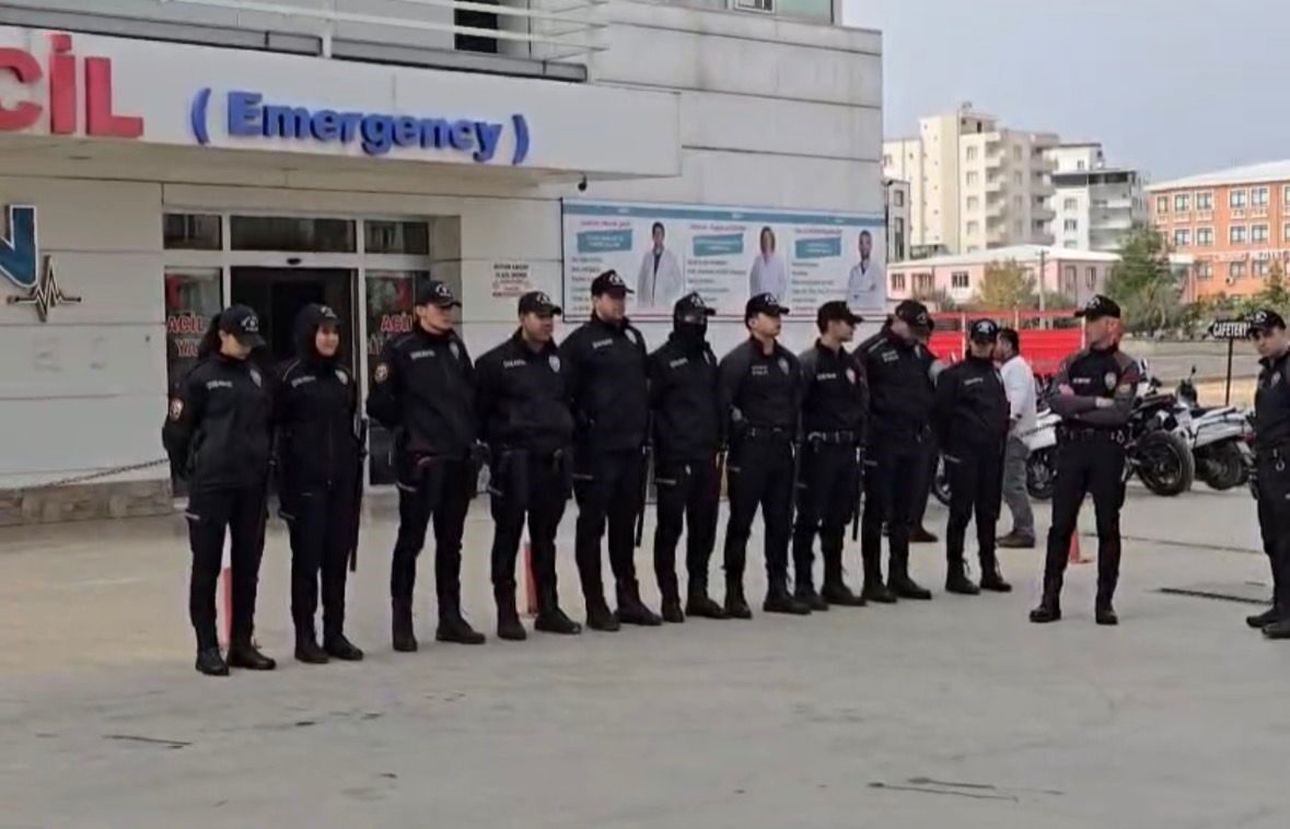 Gaziantep'in Nizip ilçesinde, Recep Özkan (48), eşi Zehra Özkan'ı (45)