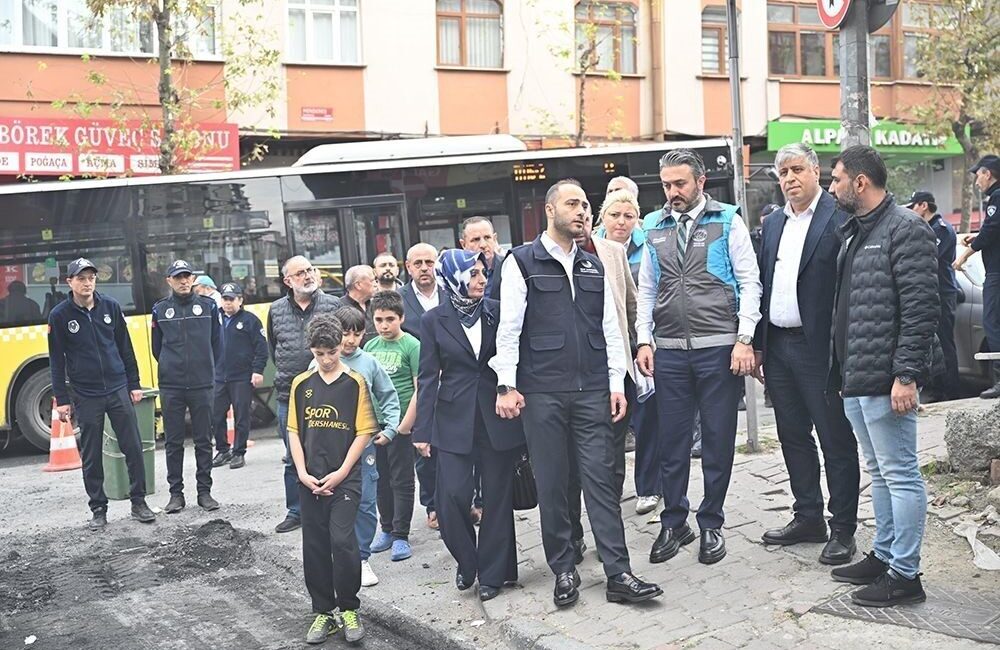 Gaziosmanpaşa Belediye Başkan Vekili Eray Karadeniz, Karadeniz Mahallesi'nde ihtiyaç tespiti