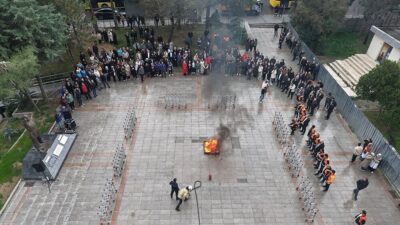 Gaziosmanpaşa Belediyesi, Afet İşleri Müdürlüğü koordinasyonunda başarılı bir yangın tatbikatı