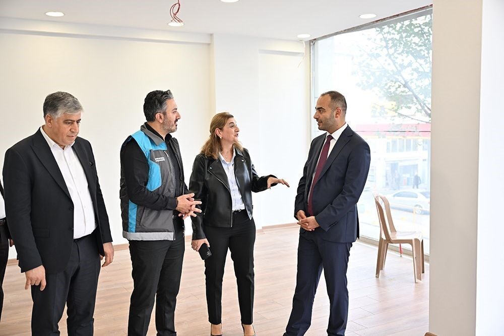 Gaziosmanpaşa Hürriyet Mahallesi'nde yapımı süren Çocuk Etkinlik ve Aile Sağlığı