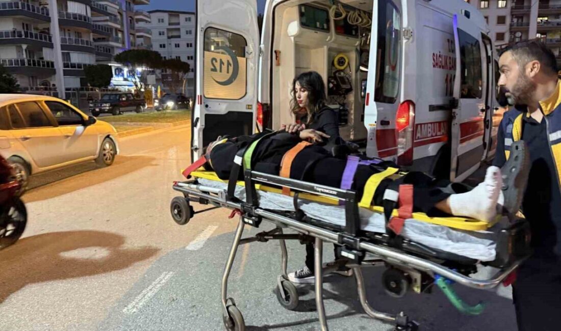 Antalya'nın Gazipaşa ilçesinde Nuran T. yönetimindeki otomobil, Yusuf E.'nin kullandığı