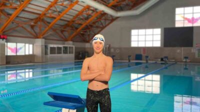 Kırşehir Gençlik Spor Yüzme Kulübü'nden 12 yaşındaki Kerem Daran, Trabzon'da