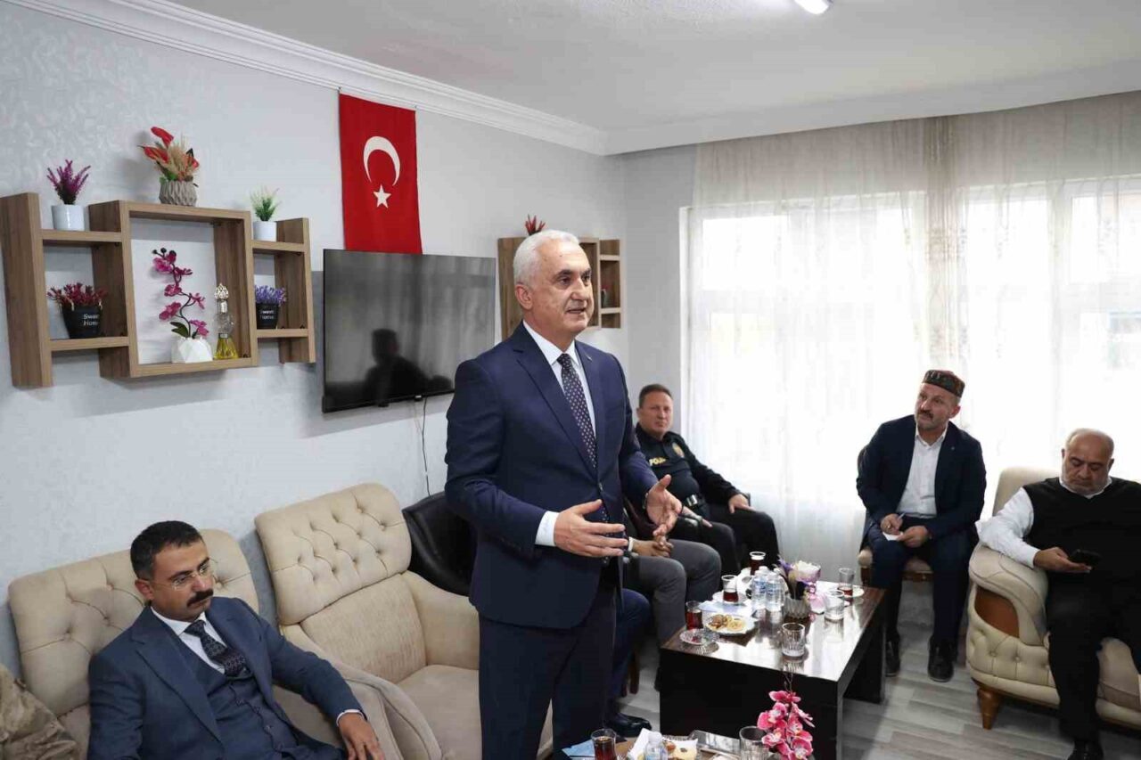 Muş Gençliği Uyuşturucu ile Mücadele Derneği’nin yürüttüğü "Gençliğine İyi Bak-2"