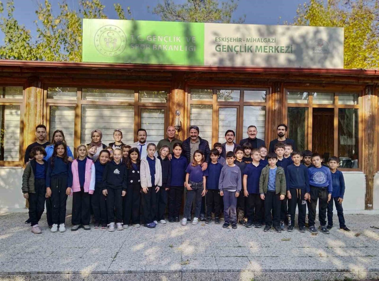 Eskişehir Gençlik ve Spor İl Müdürü Hasan Kalın, Mihalgazi Gençlik