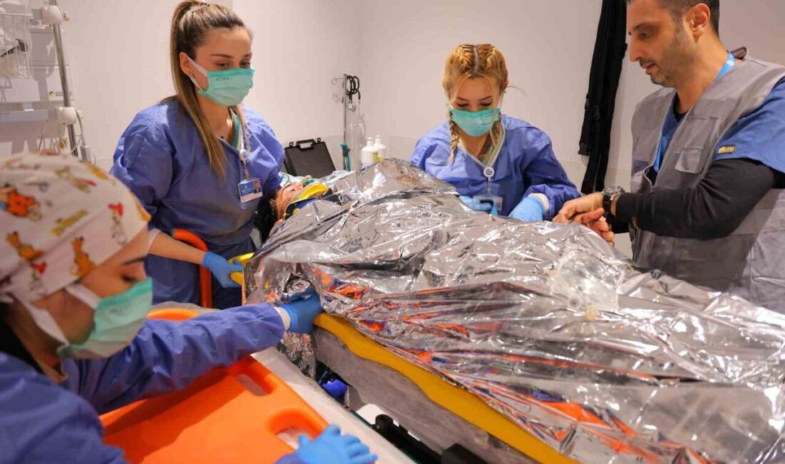 Kahramanmaraş’ta gerçekleştirilen deprem tatbikatında, senaryo gereği 60 yaralıdan 9'u hastaneye