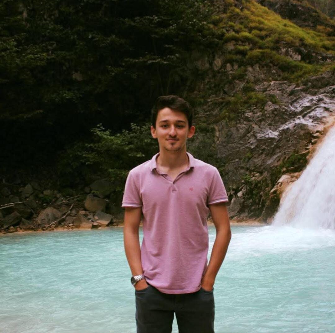 Tuzla Orhanlı gişelerinde meydana gelen kazada, 27 yaşındaki asistan doktor