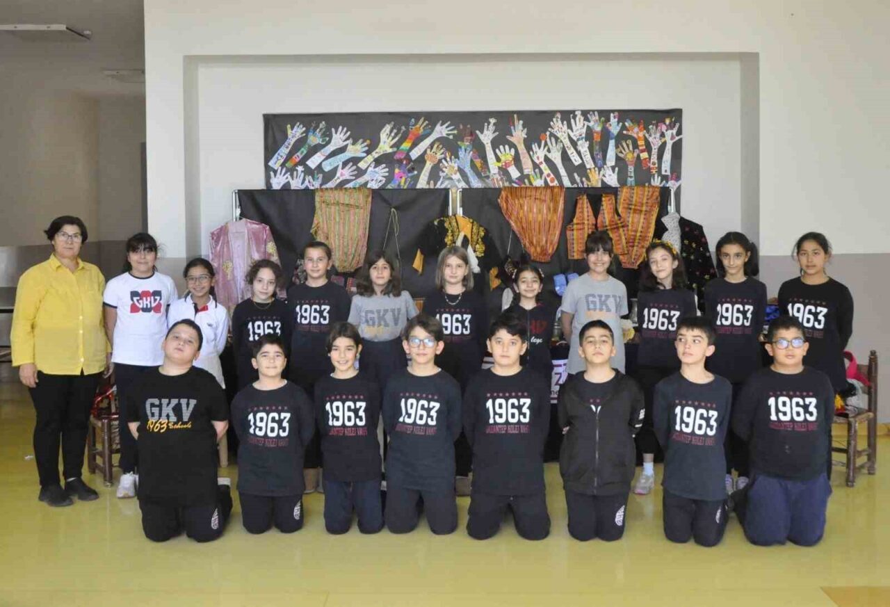 Gaziantep Kolej Vakfı Özel İlkokulu’nda “Zaman ve Mekan” Temalı Sergi Açıldı