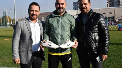 Erciyes 38 FK Teknik Direktörü Gökhan Ünal, Kayserispor'daki gol krallığı