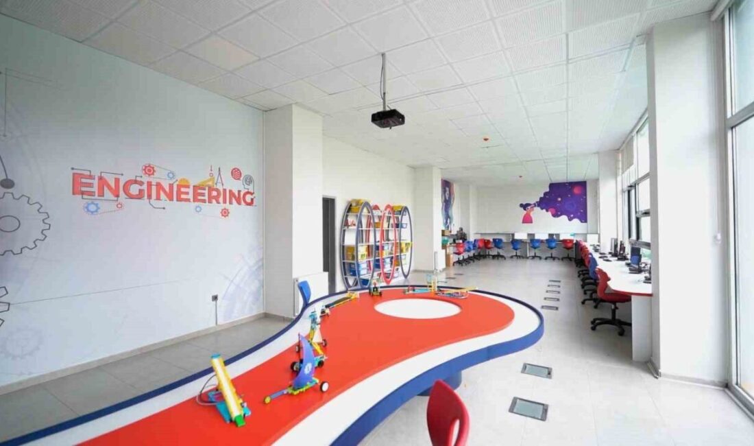 Gökkuşağı IB & Cambridge International School, 24 Kasım Öğretmenler Günü'nde