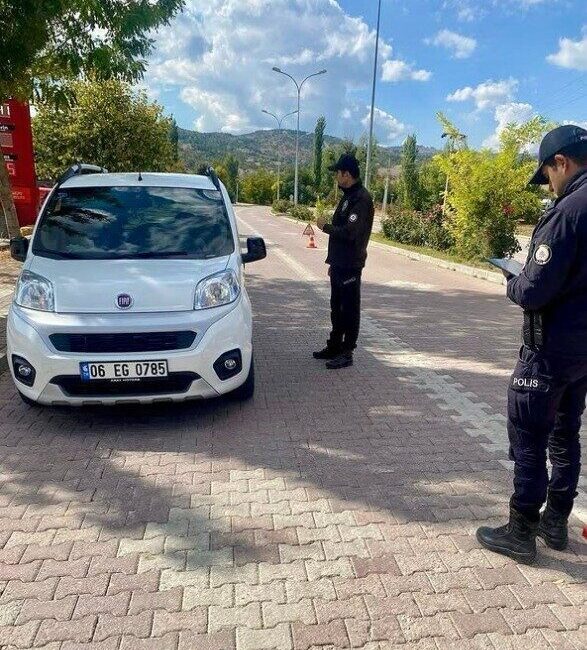 Bilecik’te Emniyet Ekipleri, Güvenlik Denetimlerini Arttırdı Bilecik İl Emniyet Müdürlüğü, Gölpazarı ve Yenipazar ilçelerinde vatandaşların güvenliği