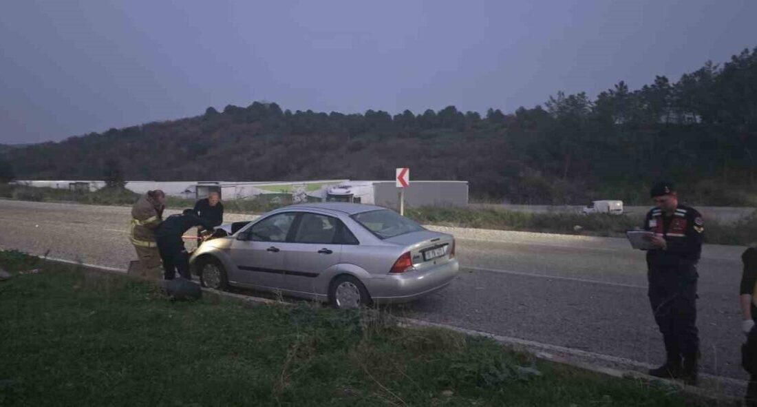 Balıkesir'de Gönen-Bandırma kara yolunda gerçekleşen trafik kazasında E.D. ve F.T.