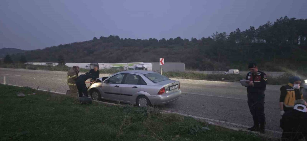 Balıkesir'de Gönen-Bandırma kara yolunda gerçekleşen trafik kazasında E.D. ve F.T.