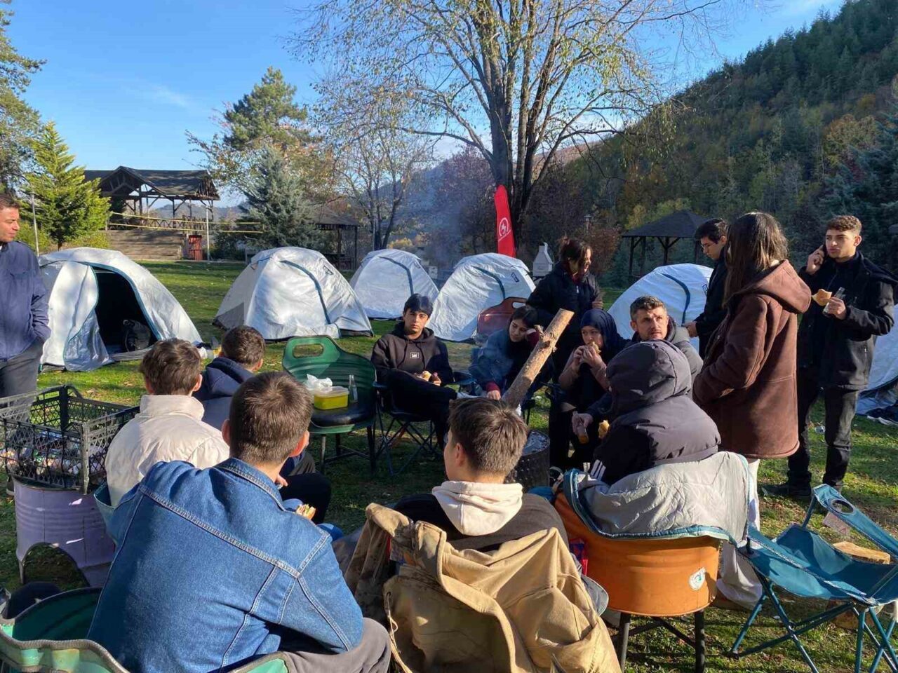 Düzce Belediyesi, Spor Mahallemde Etkinliği Kapsamında Gençleri Samandere Tesislerinde Buluşturdu