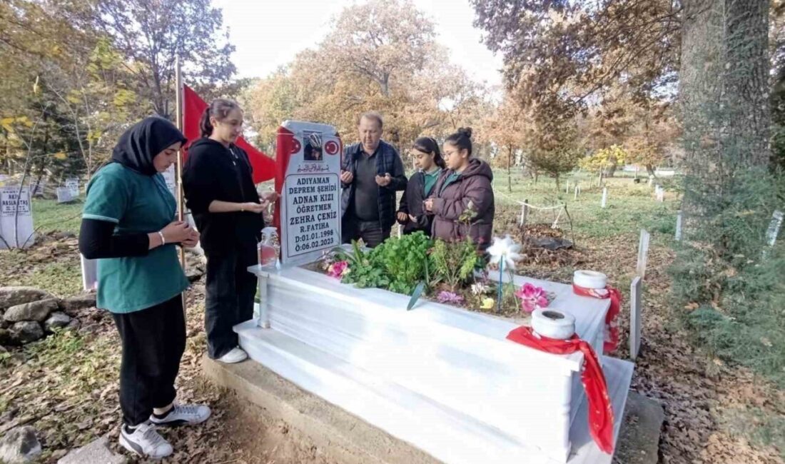 Güneşli Anadolu Lisesi öğrencileri, 24 Kasım Öğretmenler Günü'nde Van'da şehit