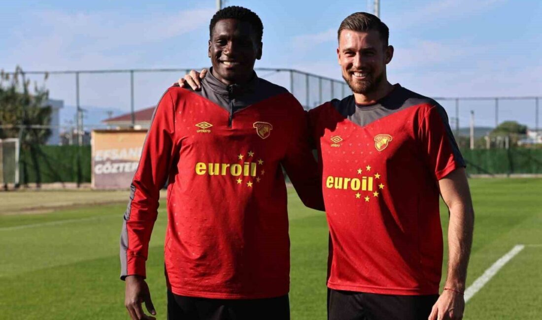 Göztepe’nin Kalecisi ve Defans Oyuncusu İstikrarlarıyla Takıma Katkı Sunuyor Göztepe'nin kalecisi Mateusz Lis ve savunma oyuncusu Heliton, bu sezon