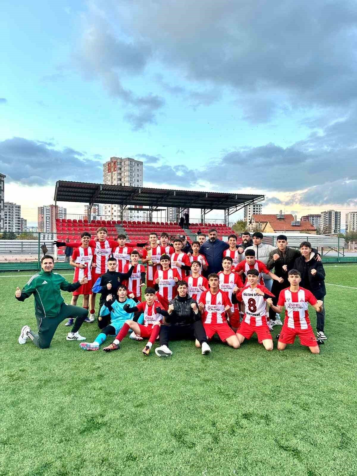 Gültepe Spor U-16 takımı, Kayseri'de namağlup şampiyon olarak Türkiye finallerine