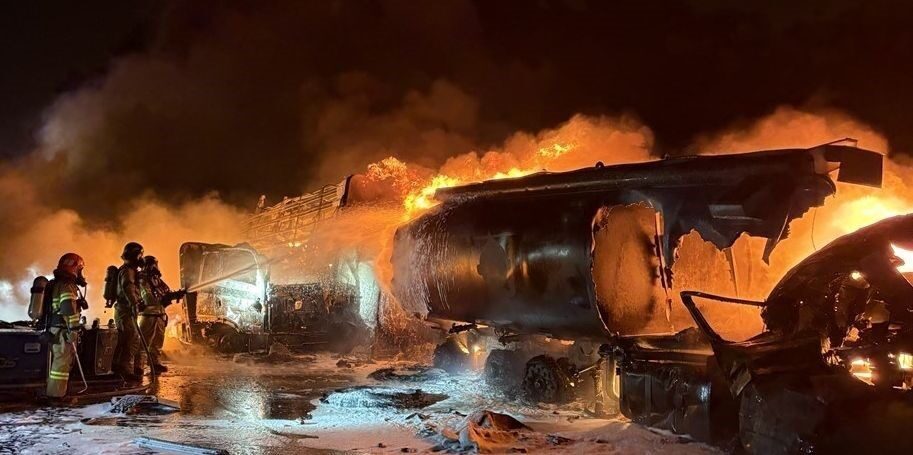 Güney Kore’de Gerçekleşen Zincirleme Trafik Kazasında İki Can Kaybı, Dört Yaralı Güney Kore'nin Yeongcheon şehrinde, 13 aracın karıştığı zincirleme kazada 2