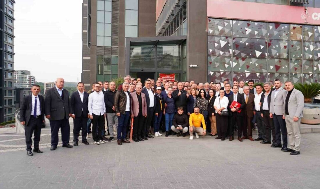 CHP İl Başkanlığına atanan Gürsel Tekin, partideki sorunları çözmek için