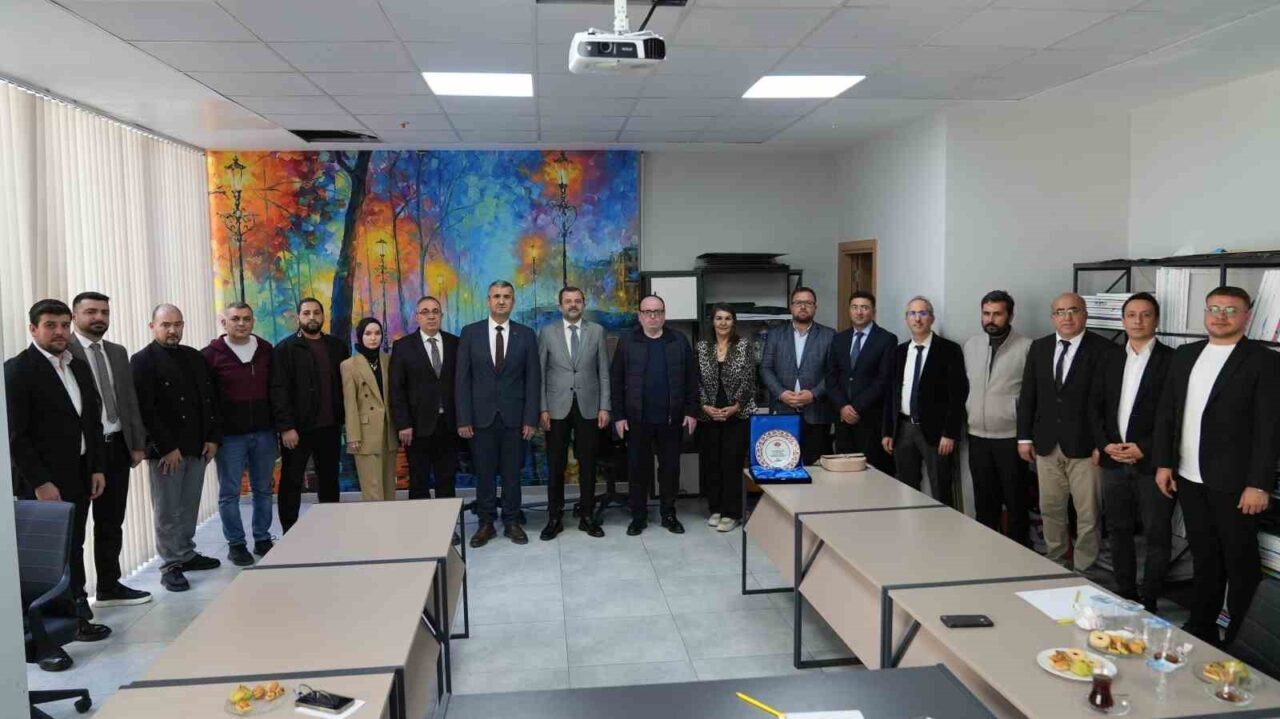 Gürsu Belediyesi AR-GE Merkezi, ANASİAD ile iş birliği yaparak bölgesel