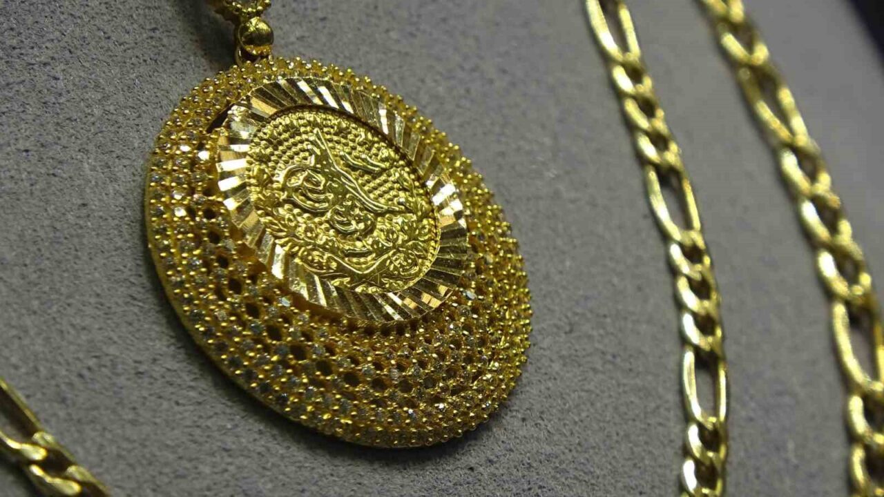 Samsun Kuyumcular Odası Başkanı Salih Özman, altının 2023 yılı başından