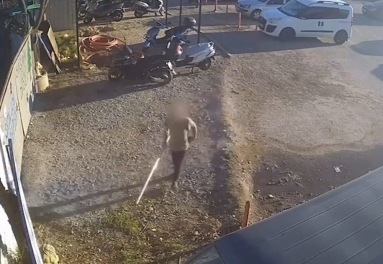 Aydın'ın Didim ilçesinde güvenlik kamerasına zarar veren bir kişi hakkında