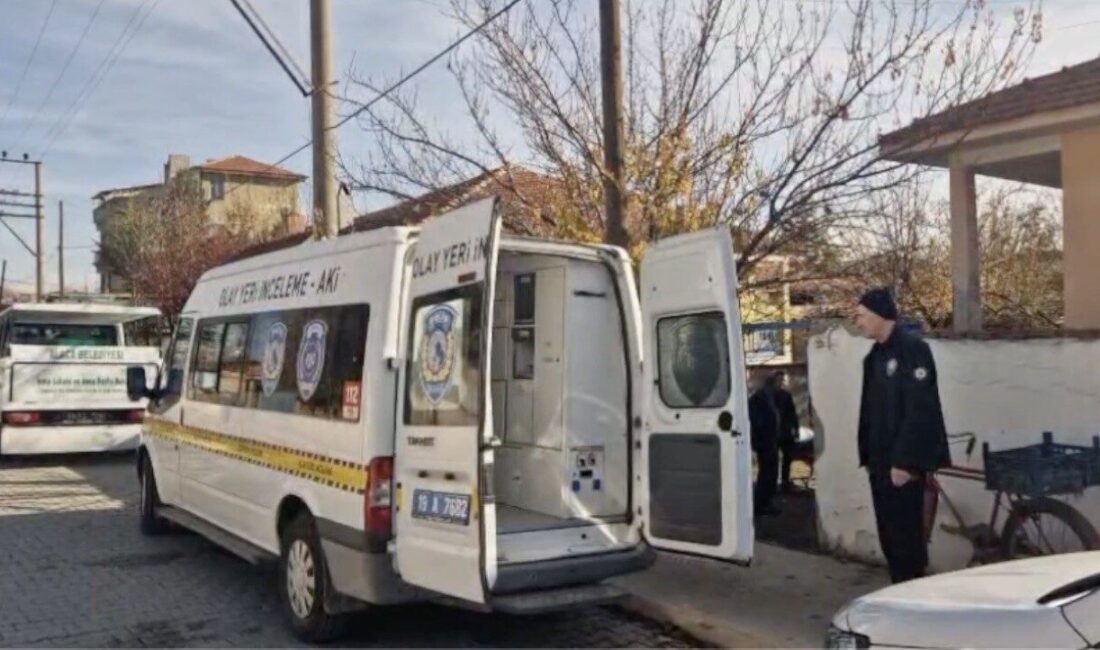 Çorum'un Alaca ilçesinde, 80 yaşındaki Hasan Dilmen'in evinde hareketsiz bulunduğu