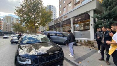 Kayseri'nin Talas ilçesinde, Bahçelievler mahallesinde bir jeep ile hafif ticari