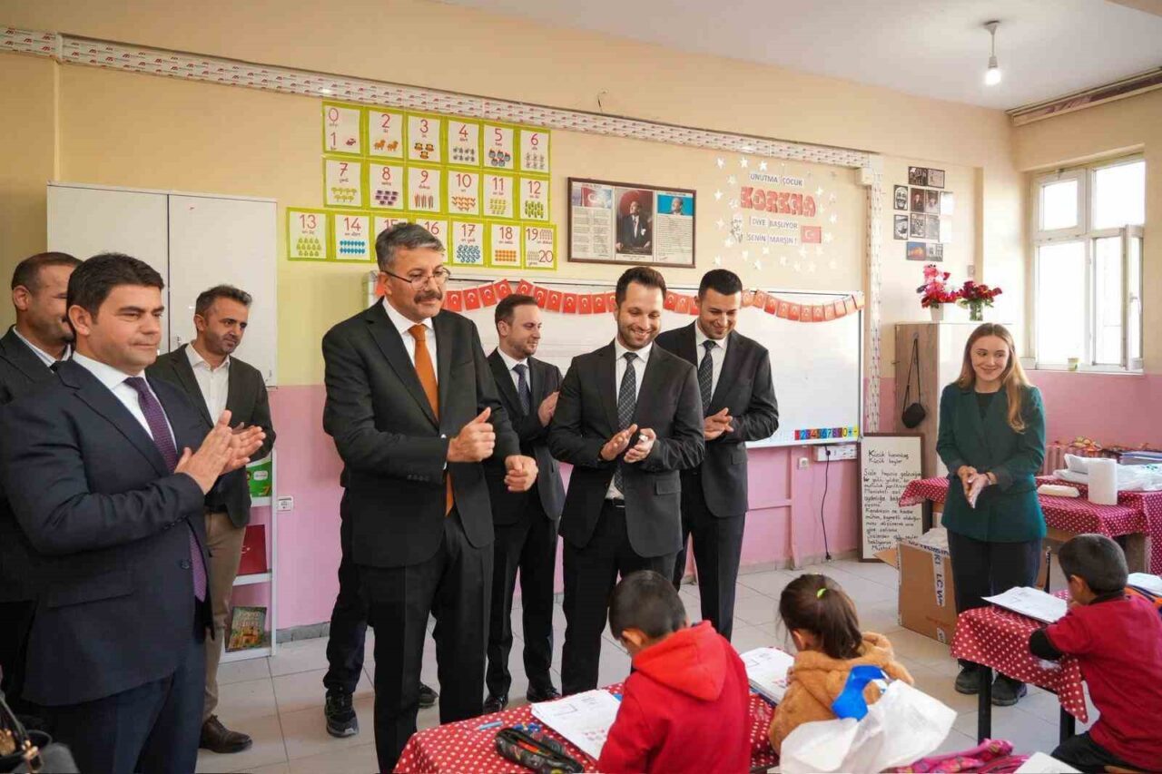 Hakkari'deki Hacı Salih Şen İlk ve Ortaokulu'nda, THY İsimsizler TK