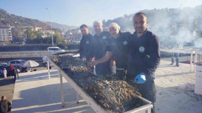Çayeli Hamsi Festivali, bu yıl 100. Yıl Şehitler Parkı’nda yoğun