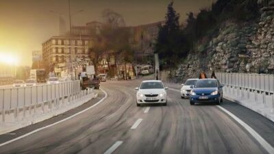 Bilecik'te kapalı olan Hamsu Köprüsü, yapılan yenileme çalışmaları sonrası trafiğe