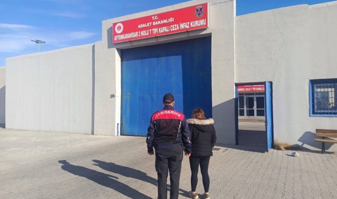 Afyonkarahisar'da dolandırıcılık suçundan 15 yıl 6 ay hapis cezasıyla aranan