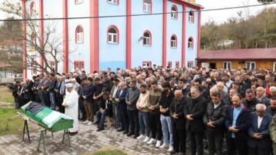 Bartın’ın Küçükkızılkum Köyü Muhtarı Recep Denizer, hastanedeki tedavi sürecinin ardından