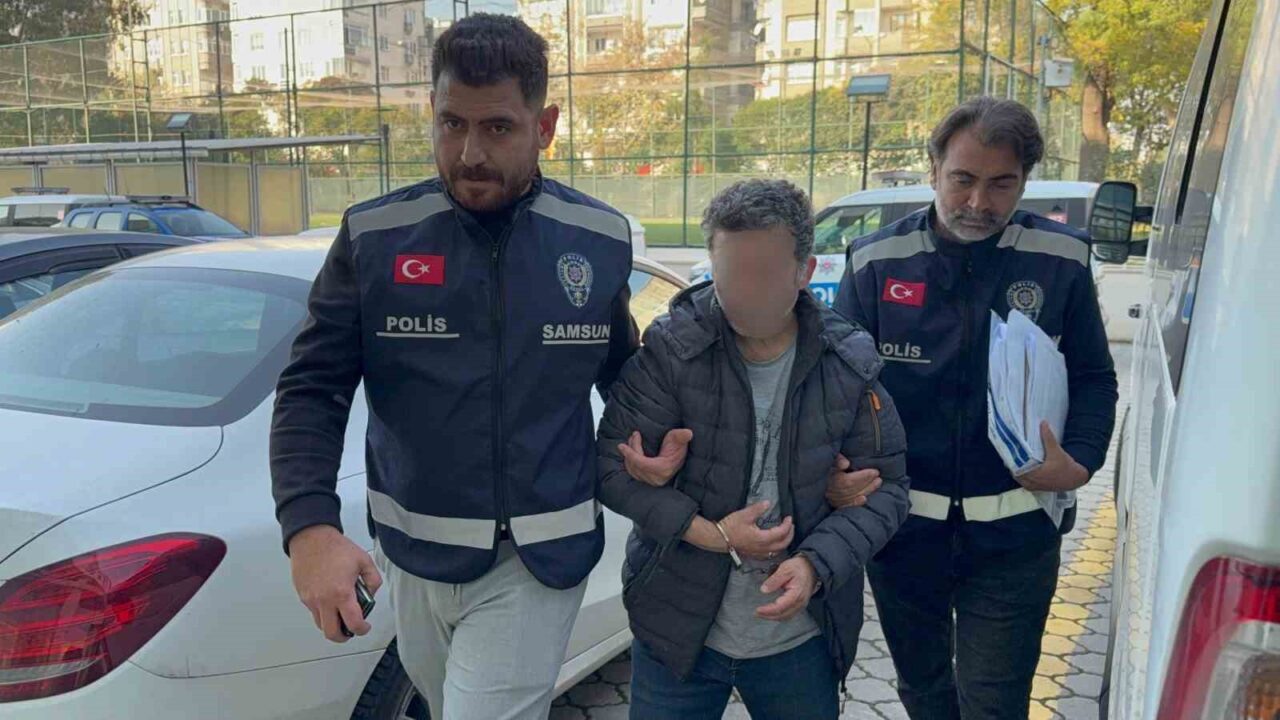Samsun Ondokuz Mayıs Üniversitesi Tıp Fakültesi Hastanesi’nde öğrenci dolabından stetoskop